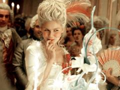 Французские фильмы про дворцовые интриги