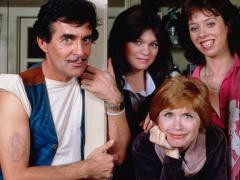 Сериалы про отношения матери и дочери