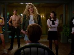 Фильмы комедии про приключения